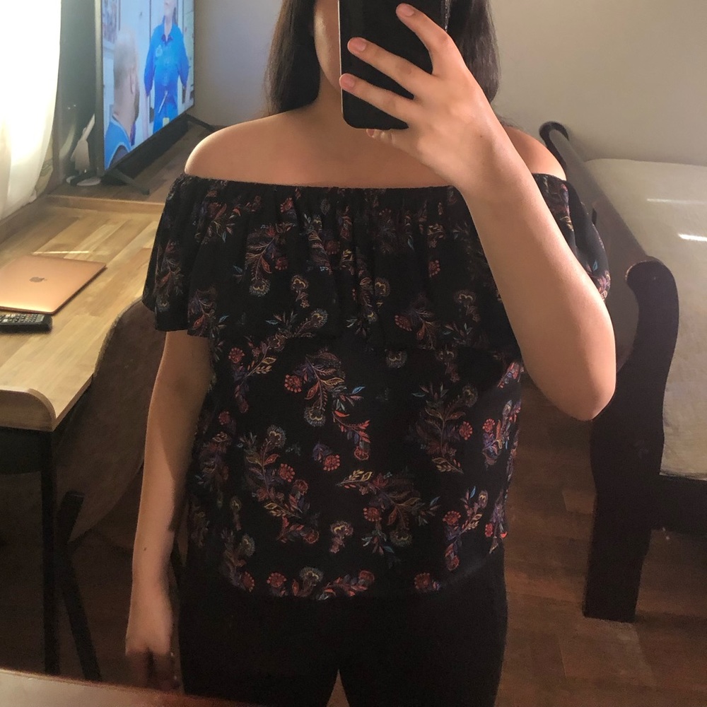 Off the Shoulder Printed Top